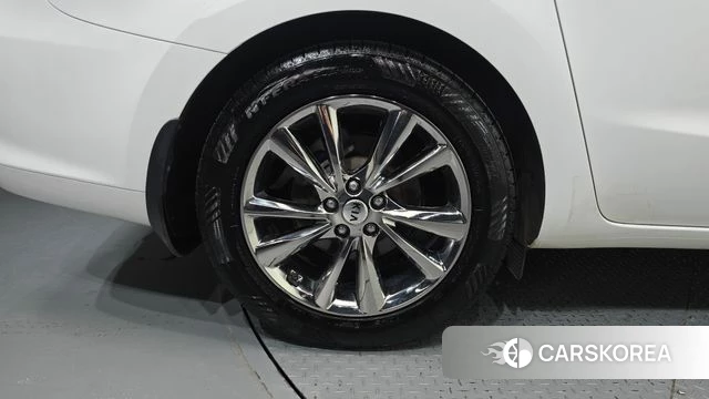 Kia The New Carnival id 4647416 из Кореи 26