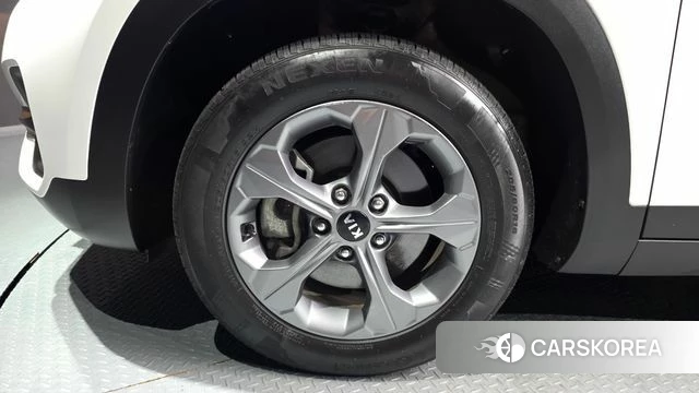 Kia Seltos id 4646808 из Кореи 23