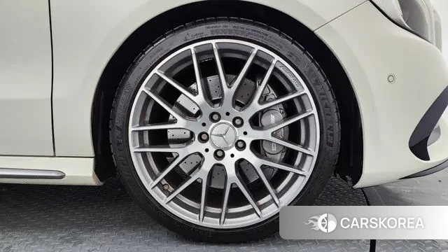 Mercedes-Benz A-Class W176 id 3631960 из Кореи 15