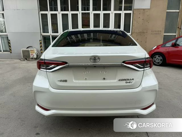 Toyota Corolla id 4235888 из Китая 10