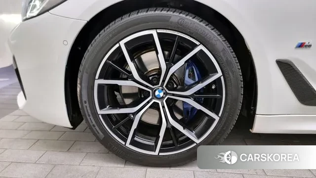 BMW 5 Series (G30) id 3395979 из Кореи 15