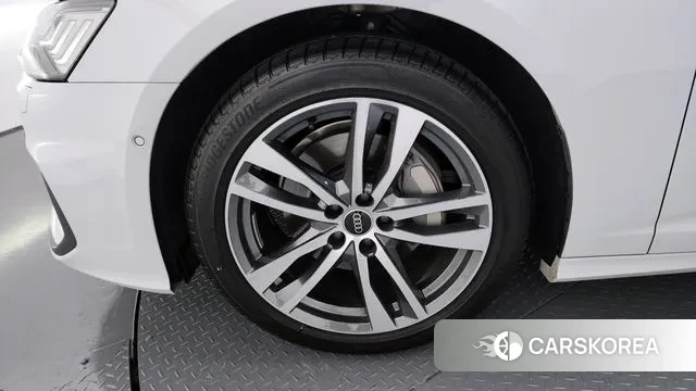 Audi A6 (C8) id 3649231 из Кореи 15