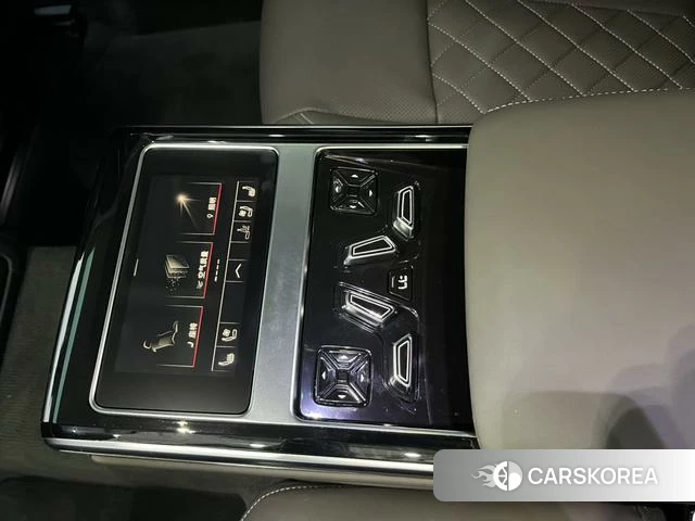 Audi A8 id 4261834 из Китая 13