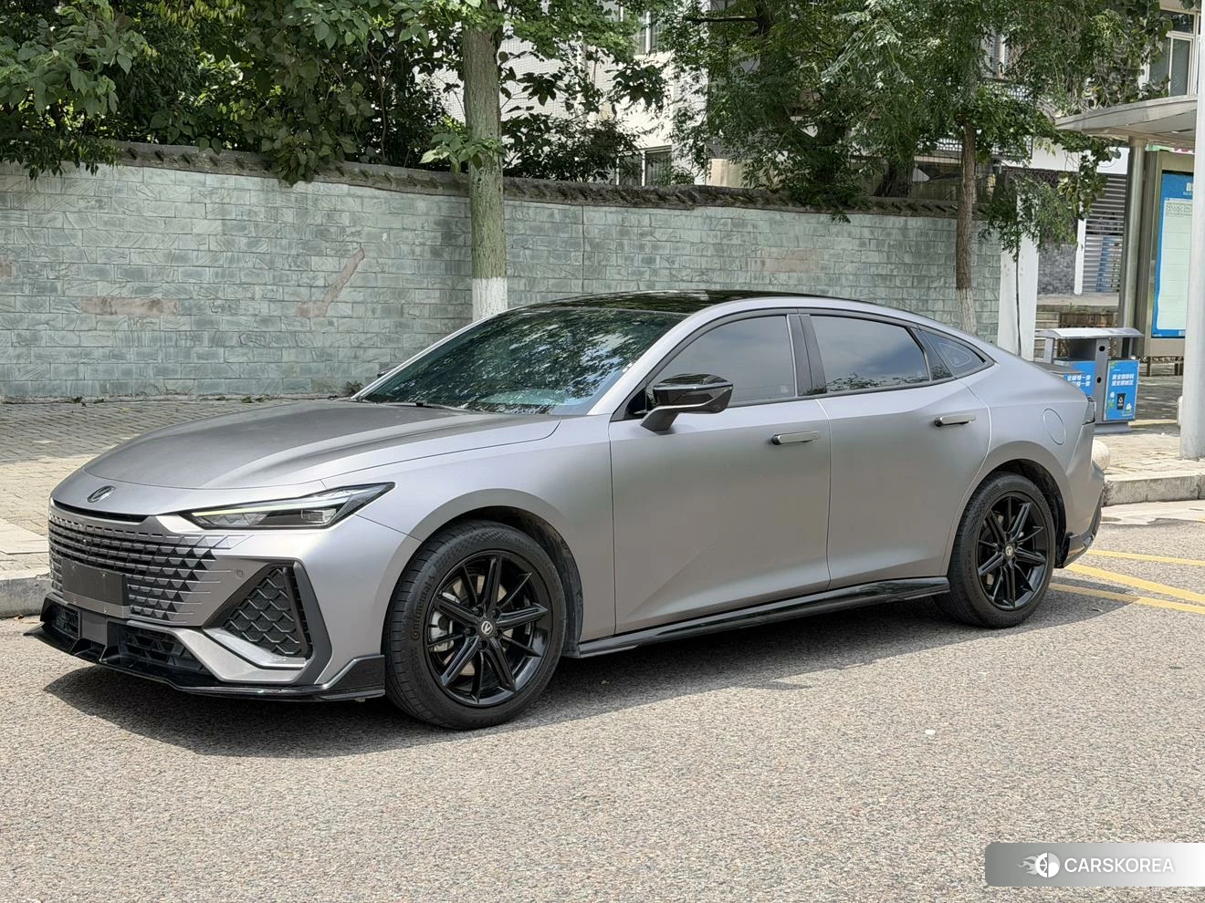 Chang'an UNI-V 2022 Темно-серый из Китая, фото 5