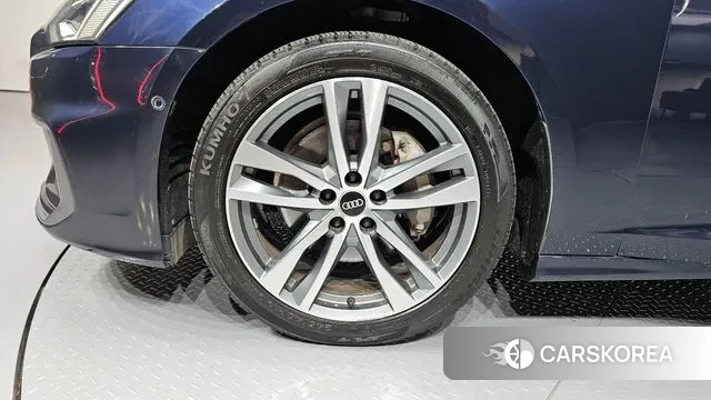 Audi A6 (C8) id 3545969 из Кореи 15