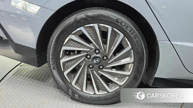 Hyundai Sonata D Edge Hybrid (DN8) id 4360351 из Кореи 15