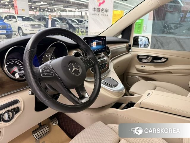 Mercedes-Benz V-class id 4359646 из Китая 15