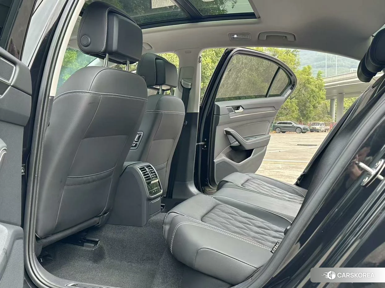 Volkswagen Magotan PHEV id 4440673 из Китая 13