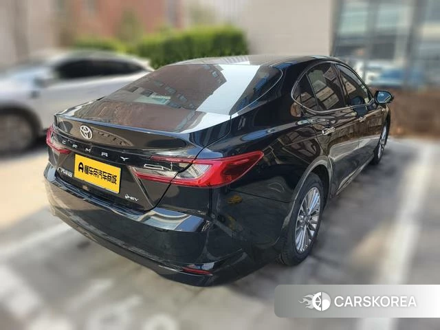 Toyota Camry 2025 Черный из Китая, фото 5