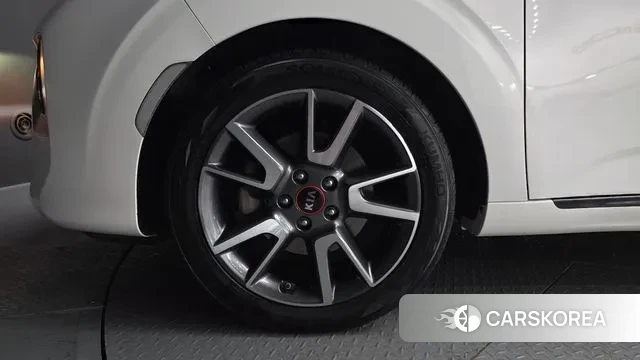 Kia Soul Booster id 3692219 из Кореи 15