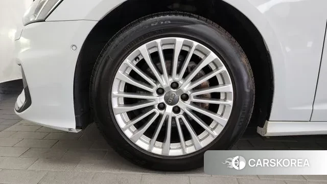 Audi A6 (C8) id 2986028 из Кореи 15