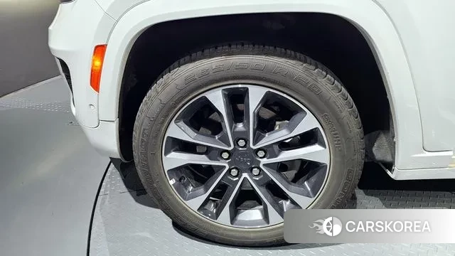 Jeep Grand Cherokee (WL) id 3180211 из Кореи 15