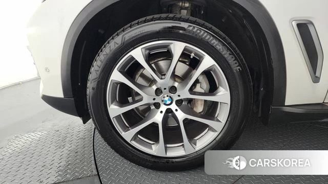BMW X5 (G05) id 4377626 из Кореи 30