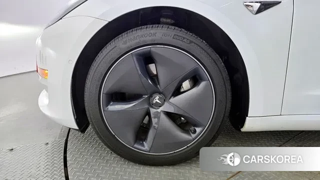 Tesla Model 3 id 2961096 из Кореи 15