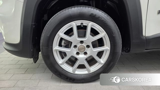 Jeep Renegade id 4769605 из Кореи 14