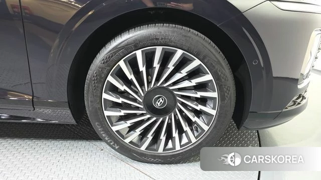 Hyundai Grandeur Hybrid (GN7) id 4279865 из Кореи 15