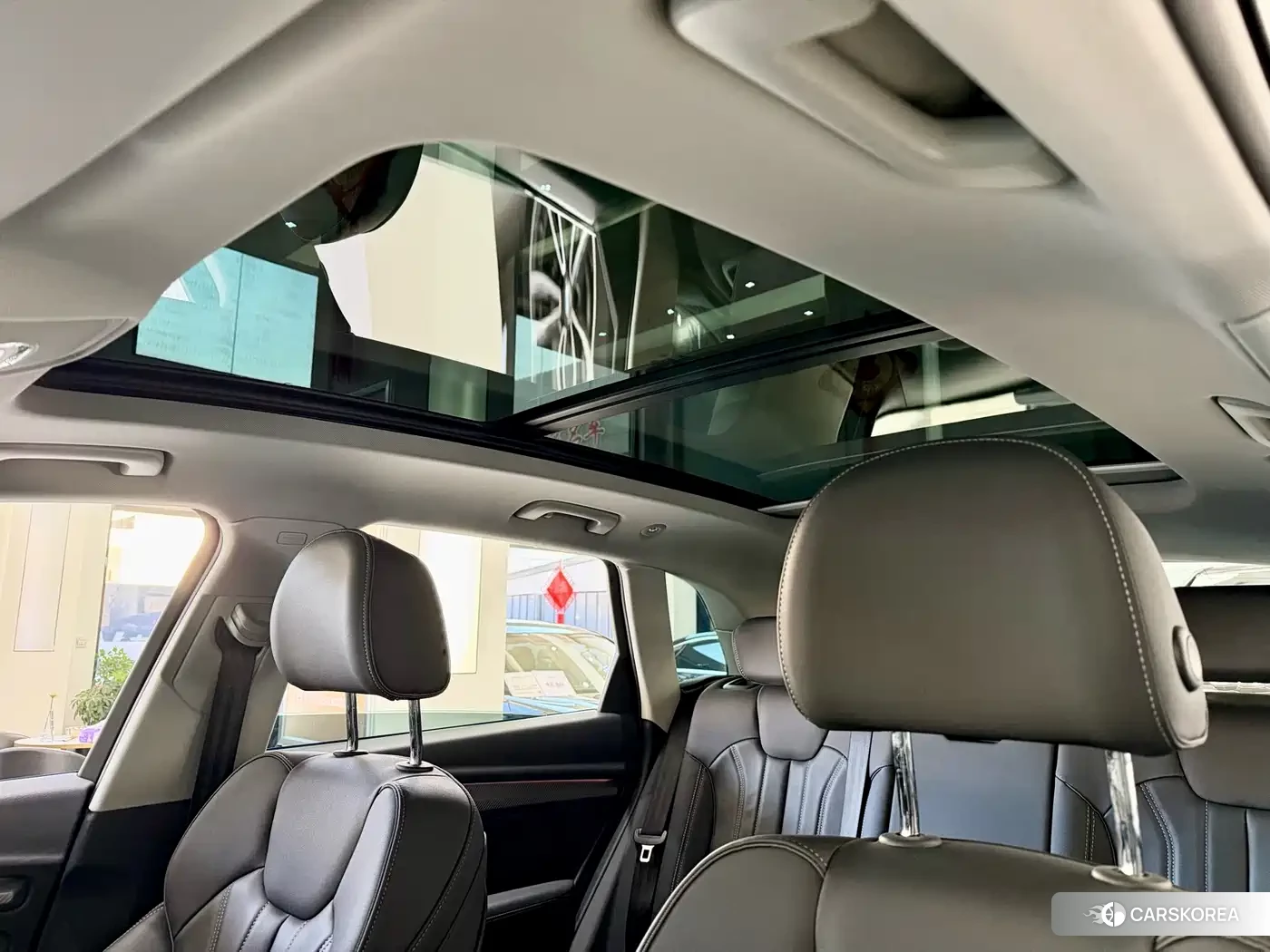 Audi Q5L id 4548111 из Китая 7