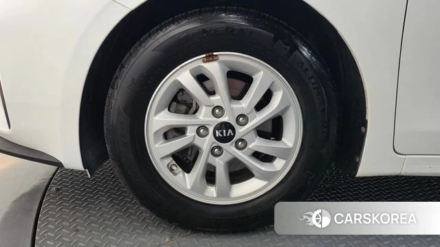 Kia Come New K3 id 4642856 из Кореи 29