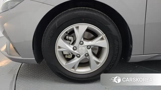 Hyundai Avante (CN7) id 2980984 из Кореи 15