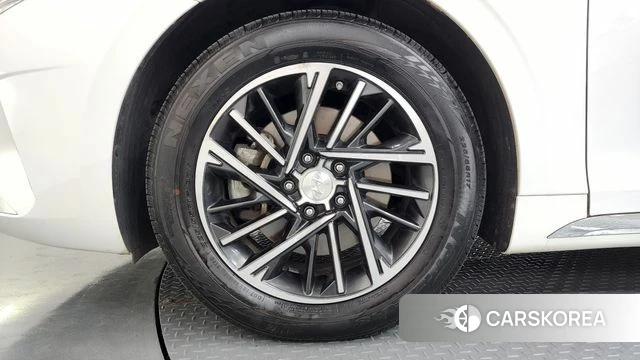 Hyundai The New Grandeur IG id 4464824 из Кореи 30