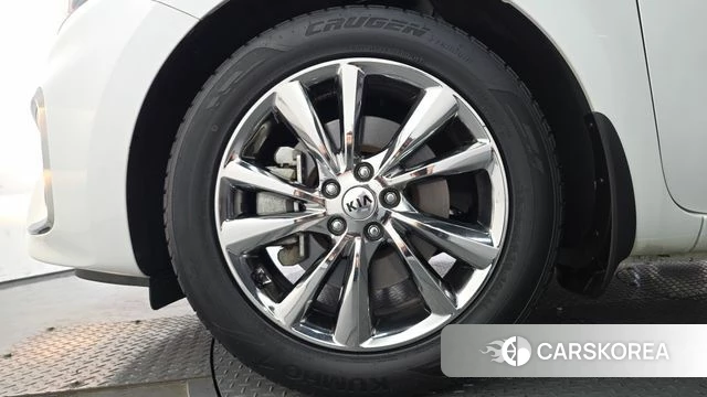 Kia The New Carnival id 4594948 из Кореи 31