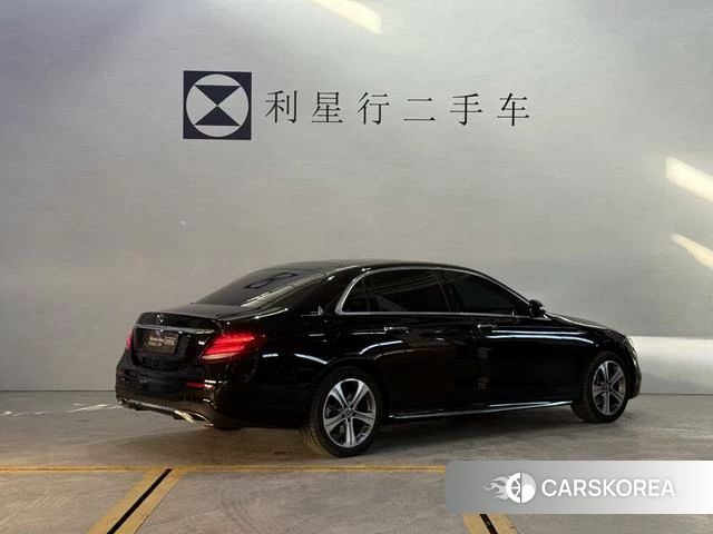 Mercedes-Benz E-class id 3857967 из Китая 8