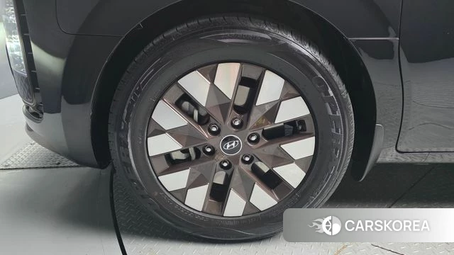 Hyundai Staria id 4863872 из Кореи 15