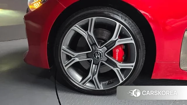 Kia Stinger id 3319129 из Кореи 15