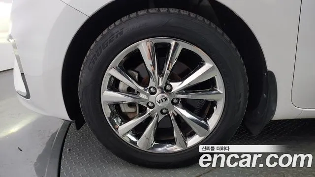 Kia The New Carnival id 2937158 из Кореи 15