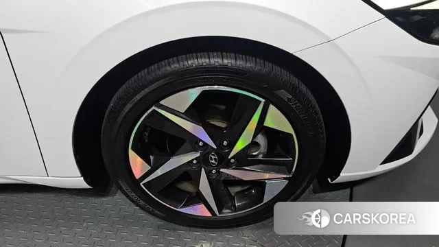 Hyundai Avante (CN7) id 3360442 из Кореи 15