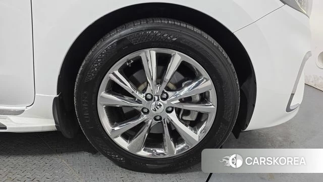 Kia The New Carnival id 3879938 из Кореи 15