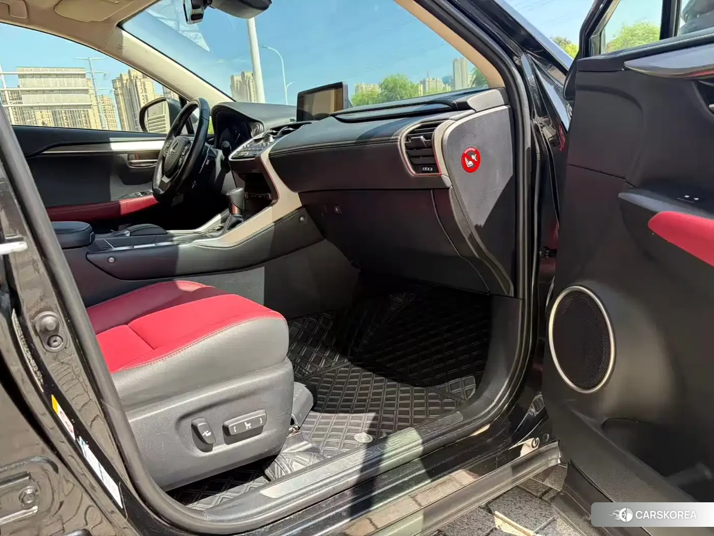 Lexus NX id 4685879 из Китая 14