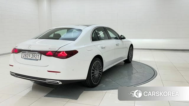 Mercedes-Benz E-Class W214 id 4291758 из Кореи 15