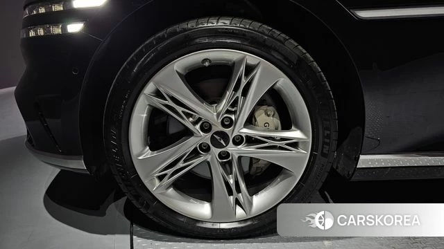 Genesis G90 (RS4) id 4541381 из Кореи 40
