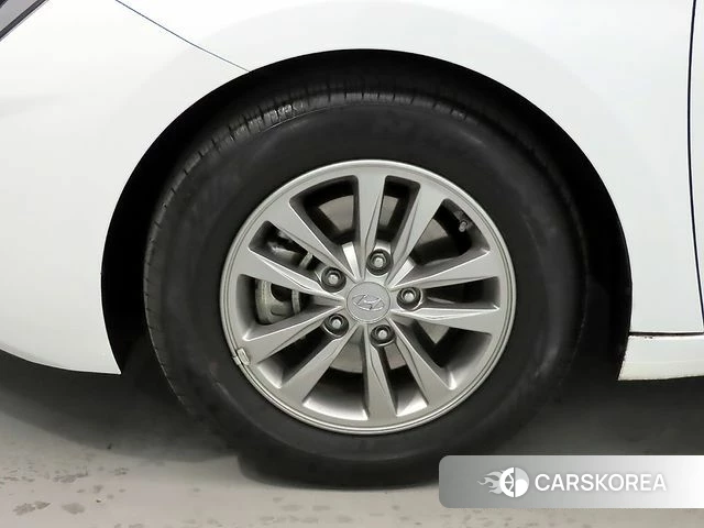 Hyundai The New Avante AD id 4285172 из Кореи 15