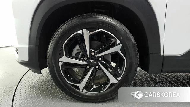 Chevrolet (GM Daewoo) Trailblazer id 4310402 из Кореи 28
