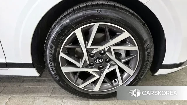 Hyundai Grandeur (GN7) id 3639439 из Кореи 15