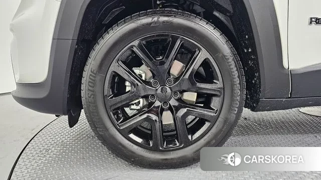 Jeep Renegade id 3644749 из Кореи 15