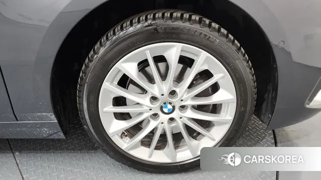 BMW 1 Series (F40) id 3422609 из Кореи 15