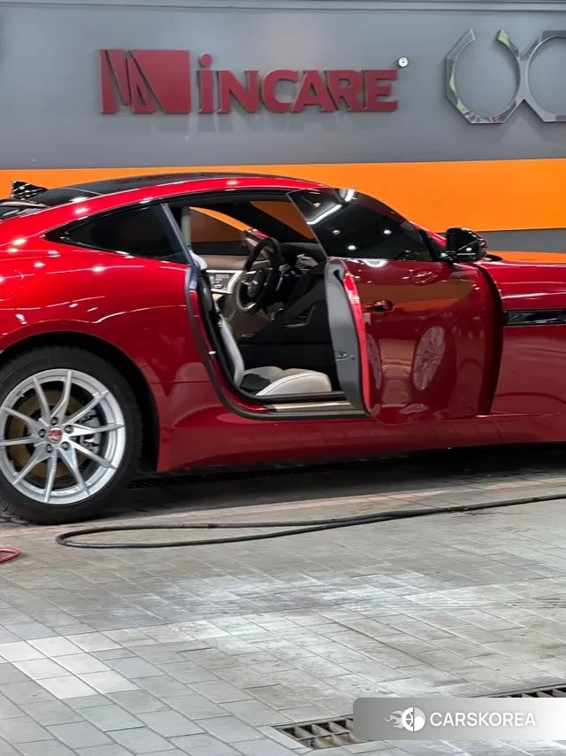 Jaguar F-TYPE 2023 Красный из Кореи, фото 5