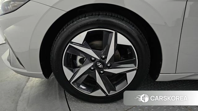 Hyundai Avante Hybrid (CN7) id 3884306 из Кореи 15