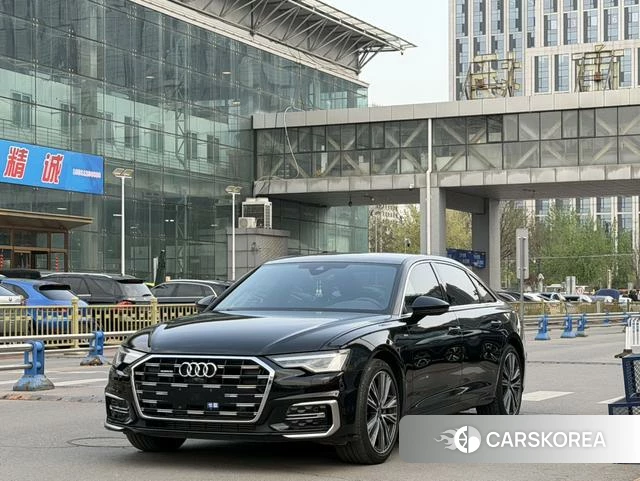 Audi A6L id 4208430 из Китая 17