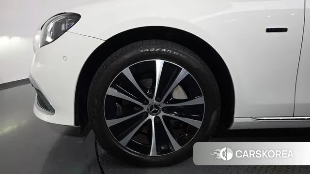 Mercedes-Benz E-Class W213 id 3323305 из Кореи 15