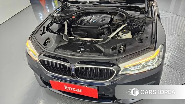BMW 5 Series (G30) id 4677972 из Кореи 29