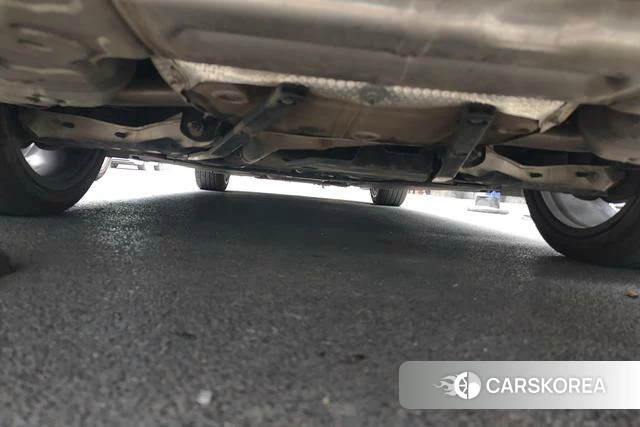 Audi A6L id 4300974 из Китая 12