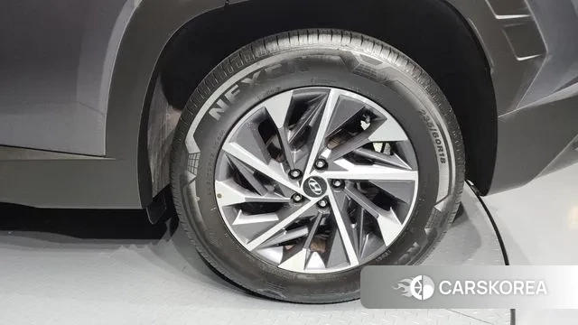 Hyundai Tucson (NX4) id 3401947 из Кореи 15