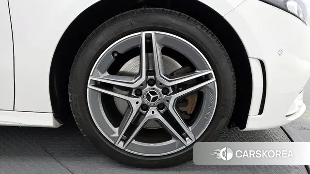 Mercedes-Benz A-Class W177 id 3787385 из Кореи 15