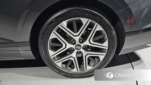 Hyundai Grandeur (GN7) id 3909867 из Кореи 15