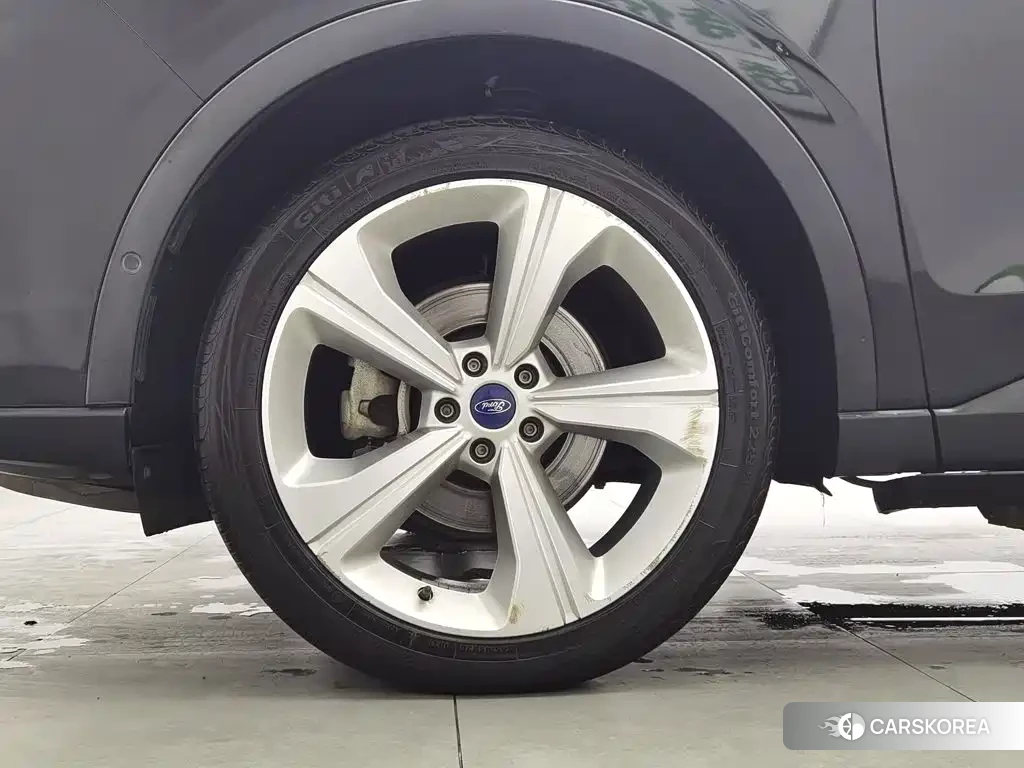 Ford Lingyu id 4577743 из Китая 19