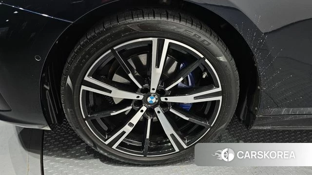 BMW 5 Series (G60) id 4748811 из Кореи 15